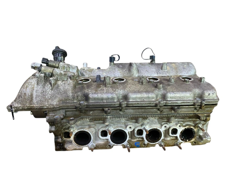 2018-2021 TOYOTA TUNDRA 5.7L 4X4 LEFT ENGINE CYLINDER HEAD W/ CAMSHAFTS & VALVE - Image 1 of 4