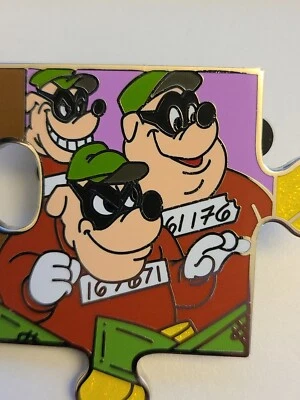 Pin Beagle Boys 2023 Disney Duck Tales Character Connection Mystery Puzzle LE900 - Imagem 1 de 3