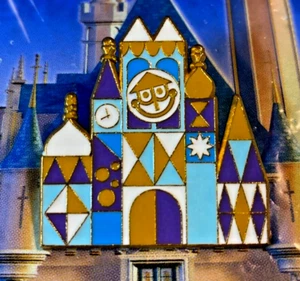 🕰️ Pin It’s A Small World Clock Tower - 50 Aniversario LE 1500 WDW Atracción - Imagen 1 de 2