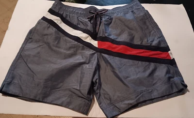 Pantalones Cortos de Natación Tommy Hilfiger Para Hombre M Color Bloque Bandera Rojo/Blanco Rayas Foto 1 de 4