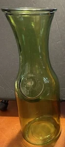Carafe green clear glass pitcher/decanter jar, vase 1L Home decor Crafts - Picture 1 of 5