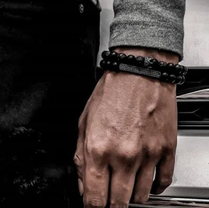 Armband 2er Set Herren Männer Elegant Krone Lava Stein Schwarz Perlen Flexibel - Bild 1 von 1