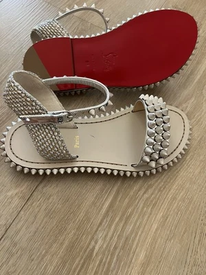 Christian Louboutin Nuevas Sandalias Spike Zapatos 35-5 Foto 1 de 4