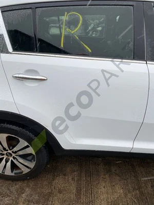 KIA SPORTAGE CRDI 3 SAT NAV MK3 (SL) Door Complete Rear Right Side 770043W010 - Image 1 of 4