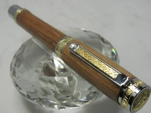 GORGEOUS HIGH QUALITY HANDMADE LARGE HAWAIIAN CHESTNUT OAK ROLLER BALL PEN - Picture 1 of 6