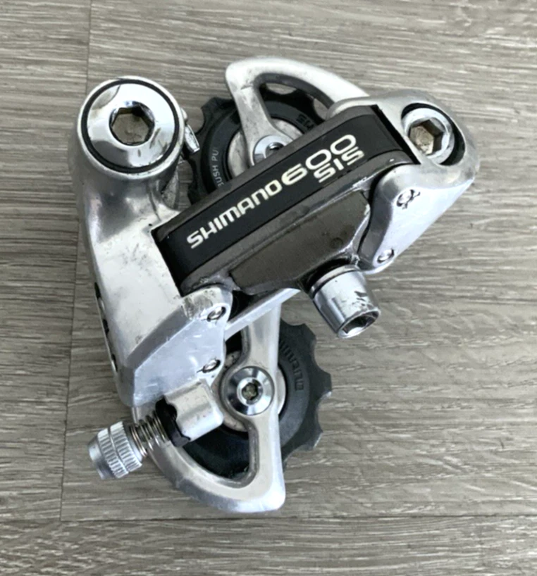 SHIMANO 600 REAR DERAILLEUR 6208 6, 7, OR 8 SPEED - Image 1 of 4
