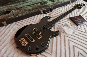 Yamaha BB3000S Black Sparkle Metallic unlined fretless (1987) - Imagen 1 de 24