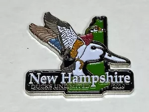 Old Vintage Ducks Unlimited DU Revers Jacket Pin Badge New Hampshire NHDU 2010 - Bild 1 von 2