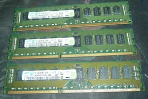 Samsung 12GB (3 x 4GB) PC3-12800R DDR3 Registered Server Memory M393B5273DH0-CK0 - Picture 1 of 1