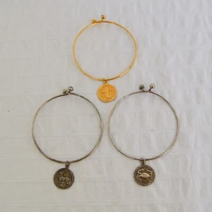 Vintage Zodiac Bangle, Thin Metal Bangles x3 Capricorn Cancer Sagittarius Charms - Picture 1 of 8