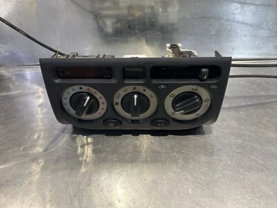 01 02 03 04 05  TOYOTA MR2 SPYDER  A/C TEMP HEATER CLIMATE CONTROL OEM & Cables - Image 1 of 4