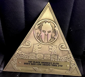 2023 Spartan Race Womens Elite Delta Award Stadion 21K Stadium Medal Trophy 1st - Picture 1 of 2