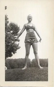 SUMMER GIRL Woman From Before SMALL FOUND FAMILY PHOTO Original B+W 312 52 S - Picture 1 of 1