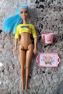 I'm Skylar The Fresh Dolls 11" Fashion Doll with Yellow Top Vivid Collection - Picture 1 of 2