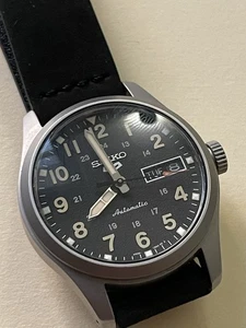 Seiko 5 Sports SRPJ85 36mm Black Dial Field Watch READ DESCRIPTION - Picture 1 of 8