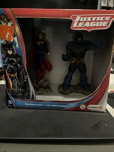 Justice League Superman vs Darkseid 2017 NEW 22509 Schleich 5" Collectible - Picture 1 of 2