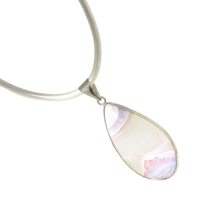 Collana unisex con ciondolo pietra preziosa agata bianca corda cuoio yinyang fatta a mano - Foto 1 di 2