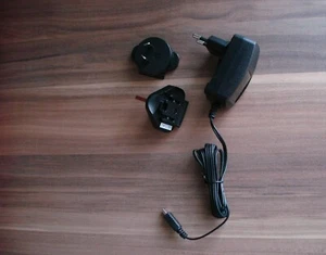 Phihong PSAC05R-050L6M mini USB Stecker Ladegerät 5V 1A 5W - Bild 1 von 3