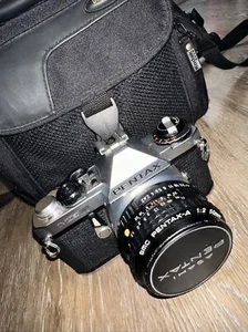 Pentax ME Super 35mm Camera w/ SMC Pentax-A 1:2 50mm Lens & Bag - Picture 1 of 19