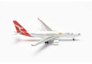 HERPA 537148 Qantas Airbus A330-200 "Pride is in the Air" 1:500 - Imagen 1 de 1