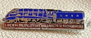 LNER A4 PACIFIC NO.4468 MALLARD 1938 RECORD HOLDER LOCOMOTIVE AGE WORN PIN BADGE - Picture 1 of 3