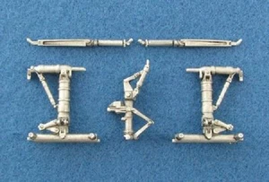 KC-135 Fahrwerk für AMT / Italeri Modell SAC 72001 im Maßstab 1:72 - Bild 1 von 2