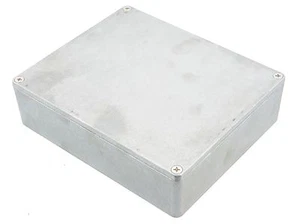 1590XX Genuine Hammond Diecast Aluminium Stompbox Enclosure (145 x 121 x 39mm) - Picture 1 of 1