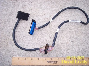 Dell T4125 Poweredge PE2800 SCSI Cable CN-0T4125 68PIN - Picture 1 of 2