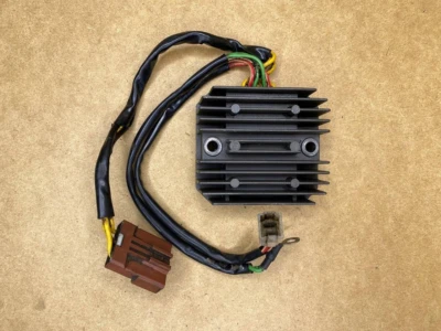 KTM 690 950 990 SM Duke charging relay VOLTAGE REGULATOR 62511034000 62511034000 - Image 1 of 4