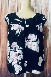 Damen XL Bluse Bonbons Blumen Flügelärmel Spitze Brust halbtransparent seidig - Bild 1 von 12