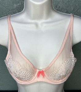 Reggiseno Victoria's Secret Peach sfoderato pizzo Demi 34B corpo multidirezionale di Victoria - Foto 1 di 7