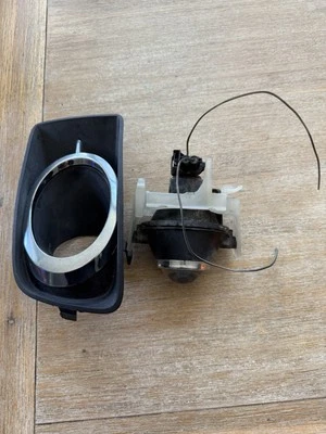 2007-2009 Lincoln MKZ OEM Left Driver Side Fog LIGHT Driving Light Bumper Bezel - Image 1 of 4