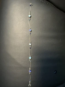 Schönes silberfarbenes Fußkettchen mit Perlen die meisten sind blau verwirbelt - Bild 1 von 8