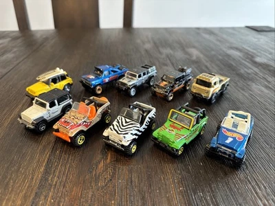 Hotwheels/MATCHBOX Jeep Cars LOT OF 10 - Image 1 of 3
