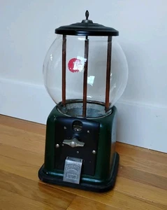 Vintage Gumball Red Penny Cent Machine Working With Key - Picture 1 of 11