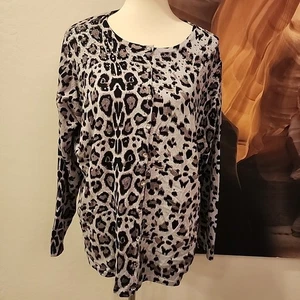 Quacker Factory 2X Sweater Gray Black White Button Animal Print Rhinestones - Picture 1 of 10