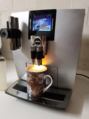 JURA Impressa J9.3 Neupreis 2390,--€ mit 1 Jahr Garantie!!! - Bild 1 von 4