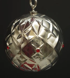 WATERFORD LISMORE 2014 BALL ORNAMENT SILVERPLATED BALL MIB - Picture 1 of 6