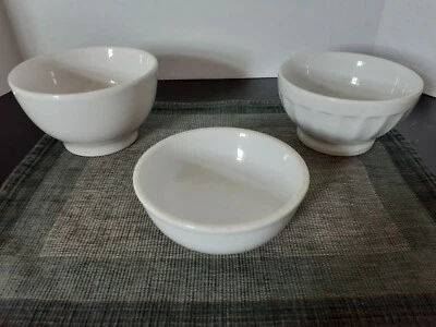 Lot of 3 Assorted White Porcelain Chinese Noodle Style Bowls - Image 1 of 4