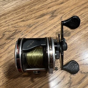 Abu Garcia Ambassadeur 5500 C3 Baitcasting Fishing Reel - Picture 1 of 10