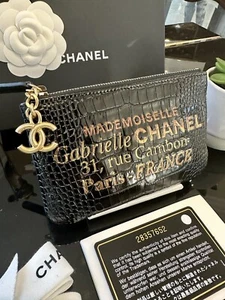 RARE Chanel CC Calfskin Crocodile Embossed Cosmetic Case Pouch Black Gold - Picture 1 of 15