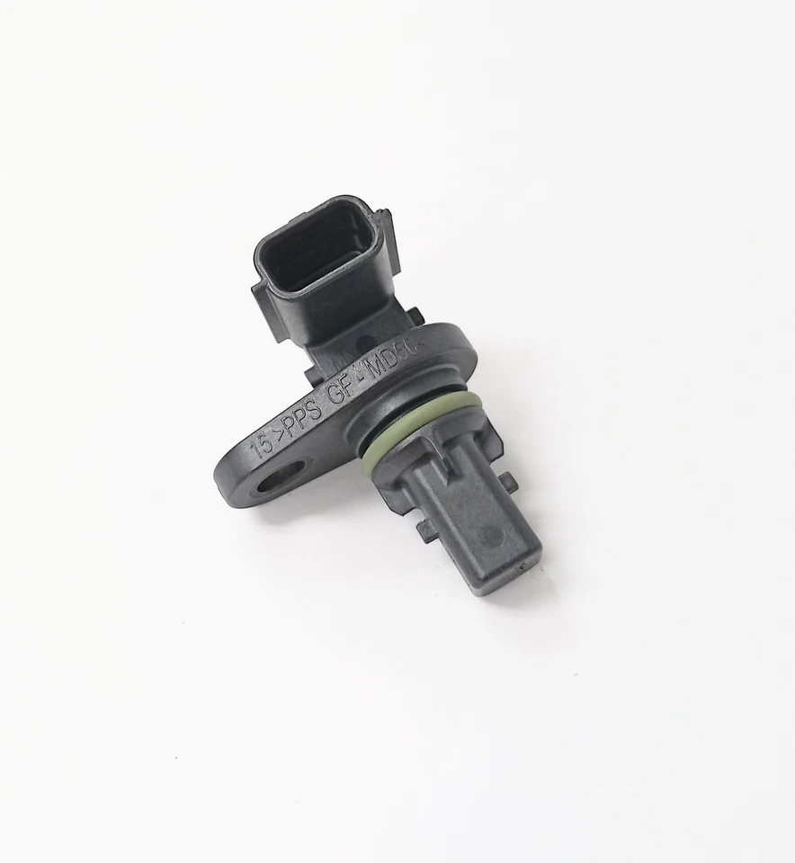 Nissan Engine Camshaft Position Sensor 25171800104 for Nissan Sentra Versa 07-14 - Image 1 of 4