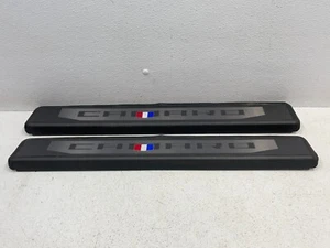 16 17 18 Chevrolet Camaro SS Left & Right Door Sill Scuff Plate Set 1547 OEM - Picture 1 of 5