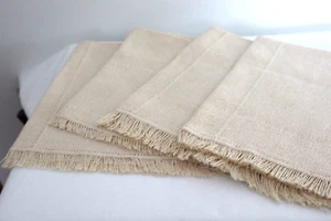 Juego de 4 servilletas de cena cuadradas beige tejido abierto de 17" nuevas sin etiquetas bordes con flecos - Imagen 1 de 3