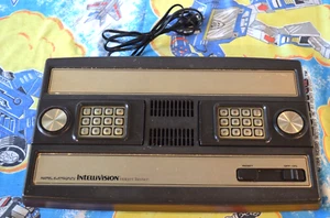Console videogioco arcade TV Mattel Intellivision vintage modello 2609 non testata - Foto 1 di 9