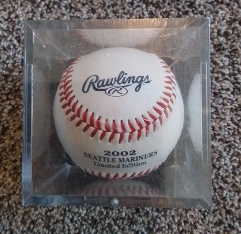 2002 Seattle Mariners Limited Edition Official Game Ball NEW - SEALED Cover