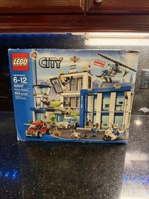 LEGO CITY: Police Station (60047) | OPEN BOX | COMPLETE SET