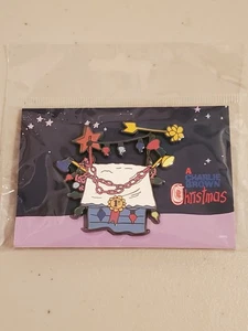SDCC 2024 SAN DIEGO COMIC CON PEANUTS Pin Enamel New Schulz CHRISTMAS Charlie B - Picture 1 of 2