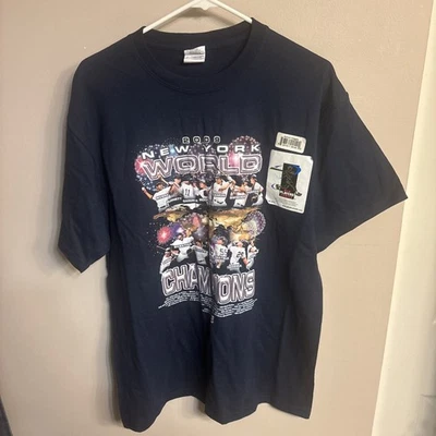 Camiseta De Colección NY Yankees 2009 Serie Mundial Campeones Caricatura Adulto L Nuevo Con Etiquetas Equipo Foto 1 de 4