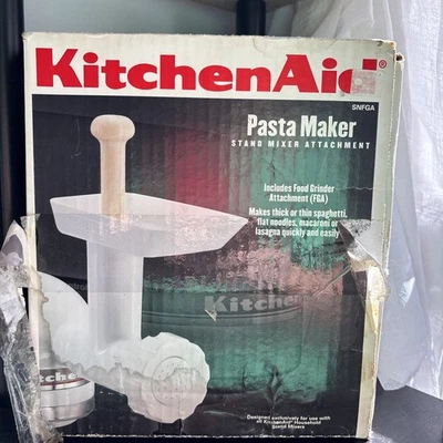 (Stor) KitchenAid SNFGA Soporte Mezclador Accesorio Máquina de Pasta y Molinillo de Alimentos Foto 1 de 2